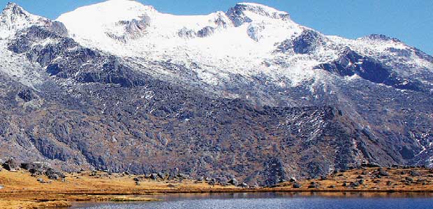 Nevado Chachacomani