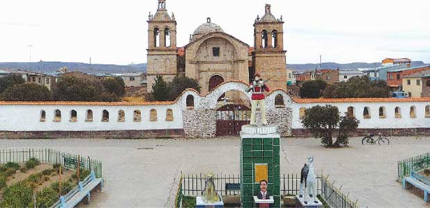 Iglesia Santiago de Machaca